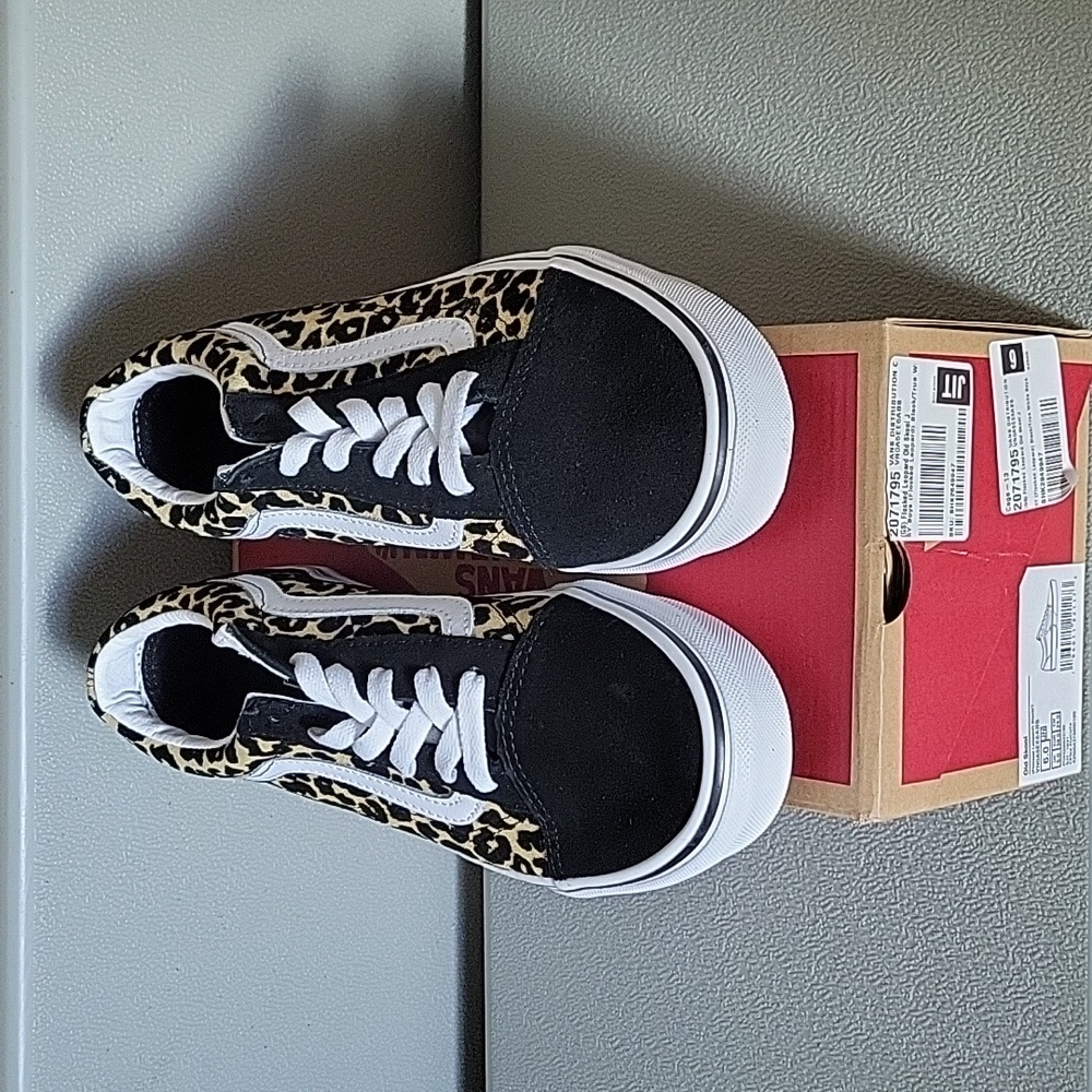 VANS Big Kids Old Skool Flocked Leopard Sneaker Shoes Size 6Y New With B… - Picture 3 of 8